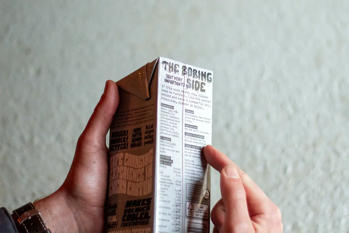 oatly carton with carbon footprint shown